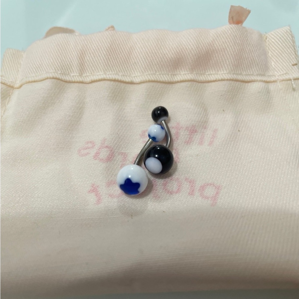 Belly button rings - Picture 5 of 5